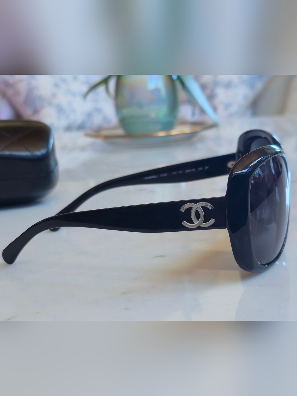 Chanel Classic Black Acetate Polarized Sunglasses - Picture 6 of 16